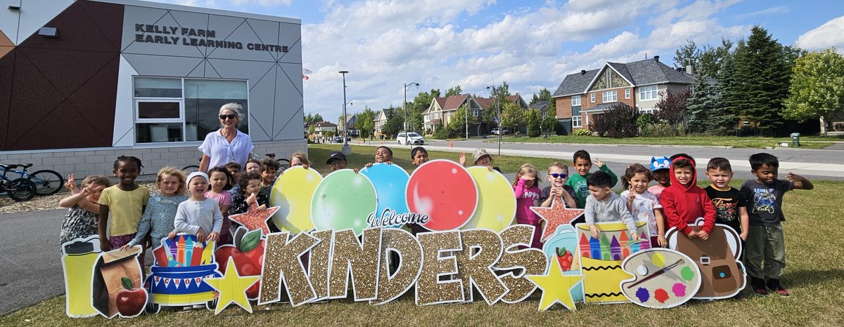 mmevanneste's tweet photo. We had our first full day with all the   KA Kinders today! @StVeronicaOCSB #ocsbFirstDay https://t.co/VG8kiAmNgn