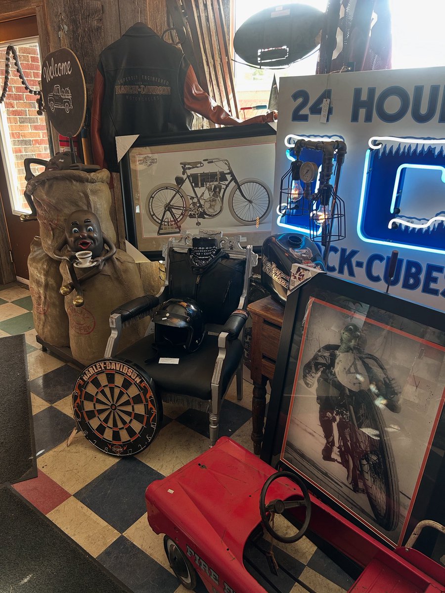 Charlie Hall (@hhacre) on Twitter photo 