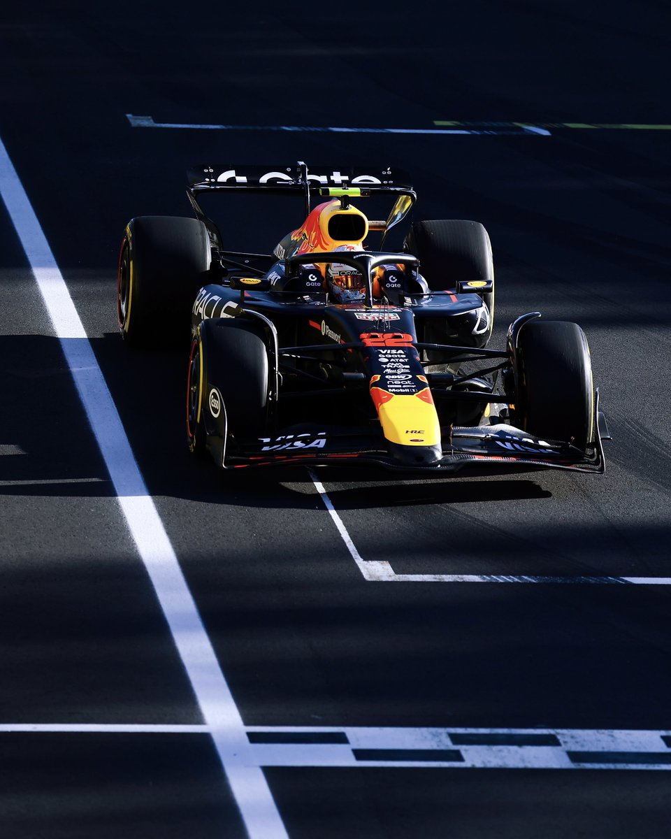 Between the shadows, the Bulls push on 🤝

#F1jp || #ItalianGP 🇮🇹