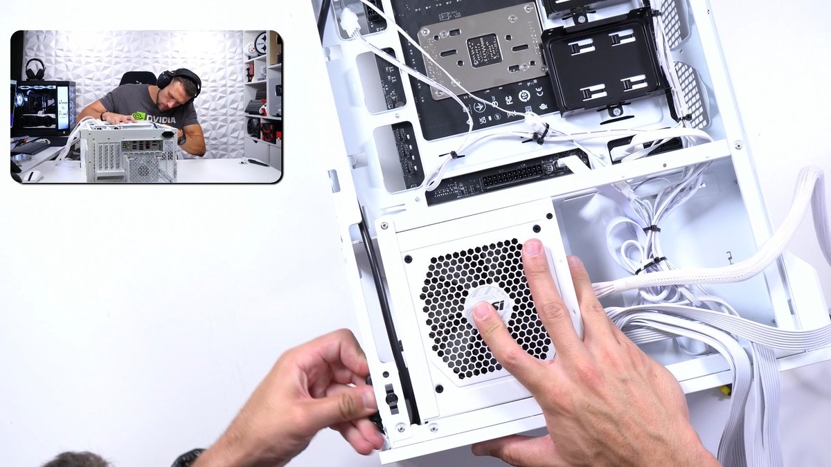 ZachsTechTurf's tweet image. Thursday's PC building livestream featured the Ryzen 5 9600X and RTX 4070 Ti inside the Phanteks XT M3 case.
I'm always running a gaming PC giveaway during these livestreams, so be sure to tune in. The streaming schedule is always posted in the ZTT Discord.
You can…