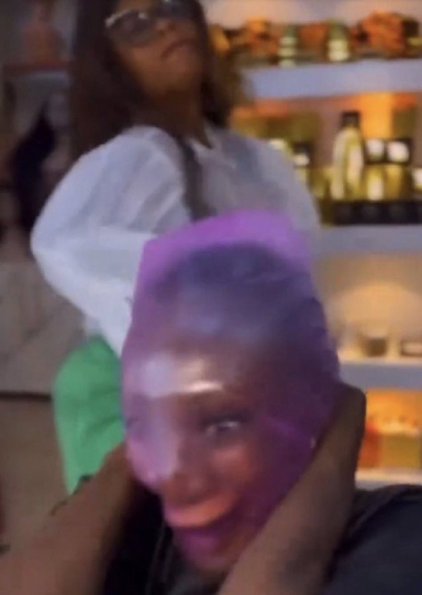 that thing on her head