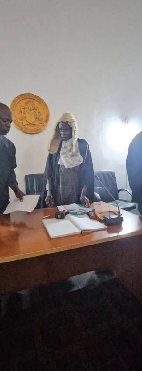 Leader of the Abua-Odual LGA Legislative Assembly, Rivers state. APC people sha lol 😂