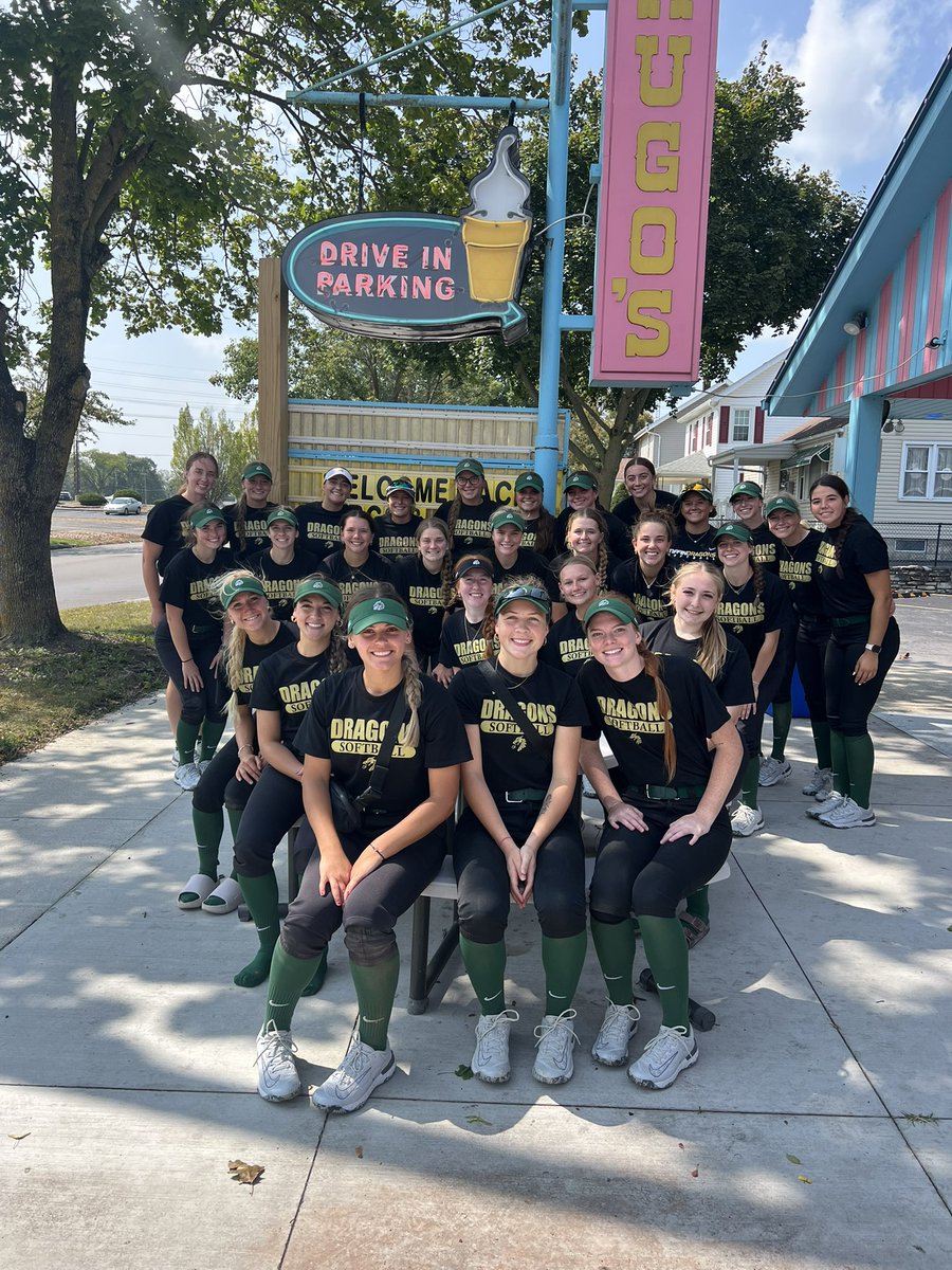 Tiffin University Softball (@tiffinusoftball) on Twitter photo Finished our first full week of practice with a sweet treat 💚 🍦 Finished our first full week of practice with a sweet treat 💚 🍦
