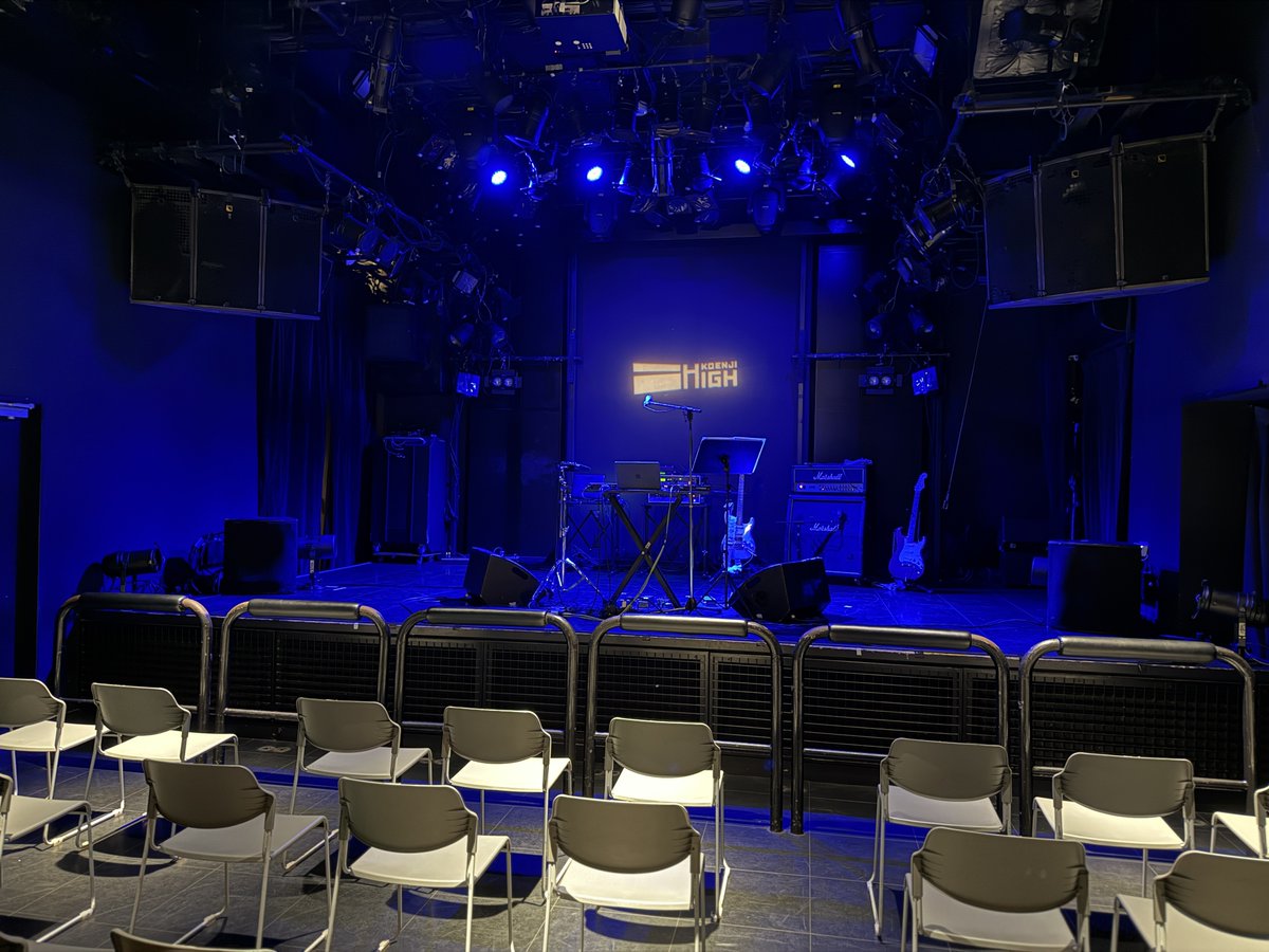 tonphone's tweet photo. 皆様お疲れ様でした!
昨日は「エレキャン!Vol.40:miuratron(三浦俊一)、中野テルヲ」
いつもながらカッコいい楽曲&ステージパフォーマンスのお二人。
終演後の撮影会も含めて盛り上がりましたね!
#エレキャン #三浦俊一 #miuratron #中野テルヲ https://t.co/ZJ77bYuDwF
