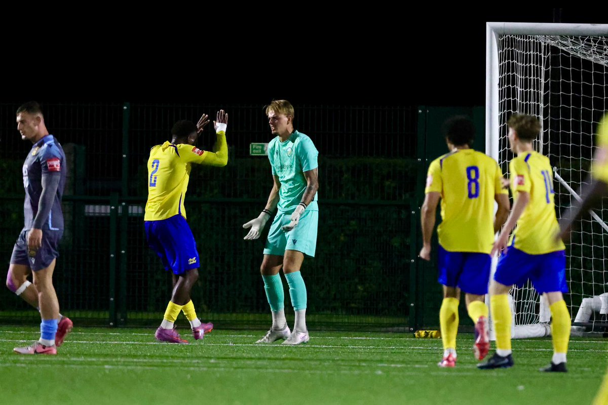 Ascot United FC tweet media
