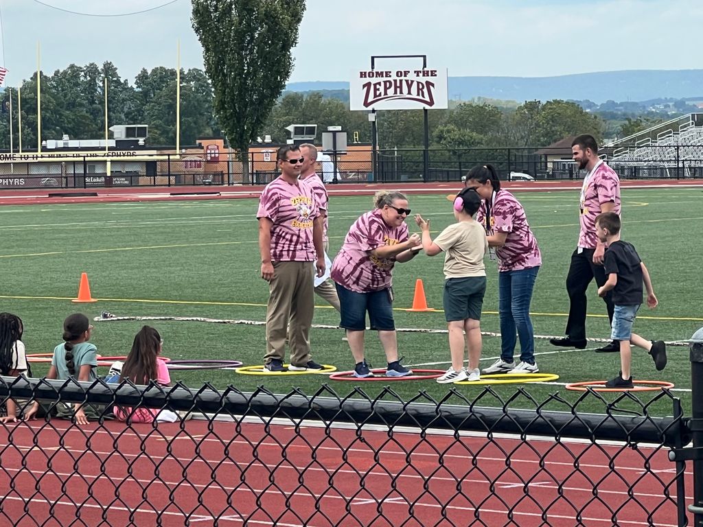 WcsdZephyr's tweet image. The Zephyr Stadium was buzzing with excitement today! Our students and staff went head-to-head in a series of fun challenges for our SWPBIS Kick-Off. What an amazing day of teamwork and school spirit! Check out some of the highlights. 🏆 #Zephyrtough #ZephyrSWPBIS #StudentVsStaff
