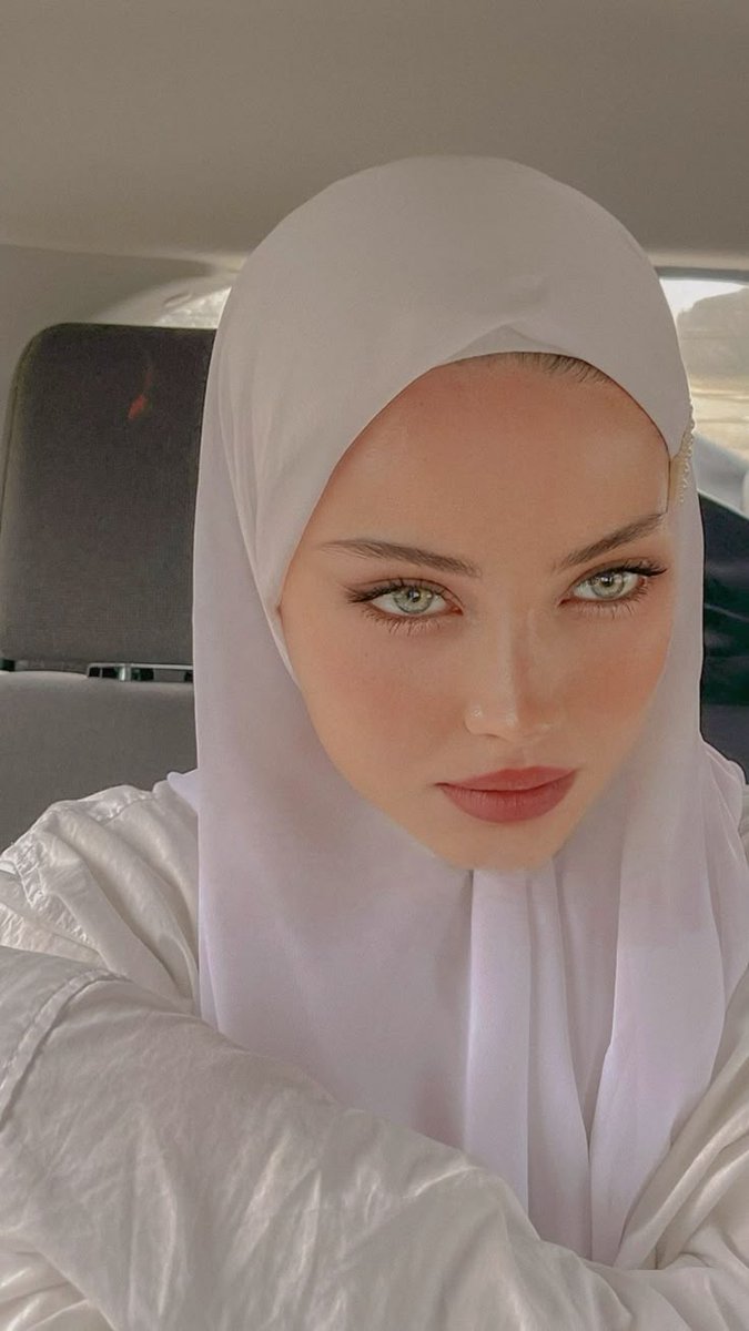 J33VVIFCJE80585's tweet image. Exciting times with Big Poker Thursdays and the $50M GTD OSS XL! Good luck to everyone entering 🎲🃏 #PokerPassion