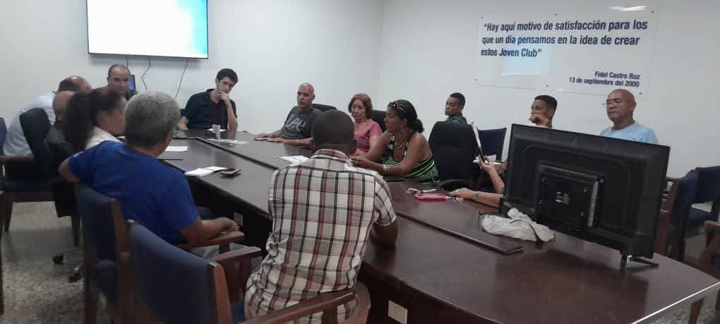 💻| Se desarrolló reunión x el 38 Aniversario del <a href="/JovenClub2/">Joven Club</a> participan <a href="/RolandoLopJ/">Rolando López Jiménez</a> y <a href="/Roilancu1/">Roilán Rodríguez Barbán</a> se organizan las actividades x el importante aniversario. Muchas felicidades‼️