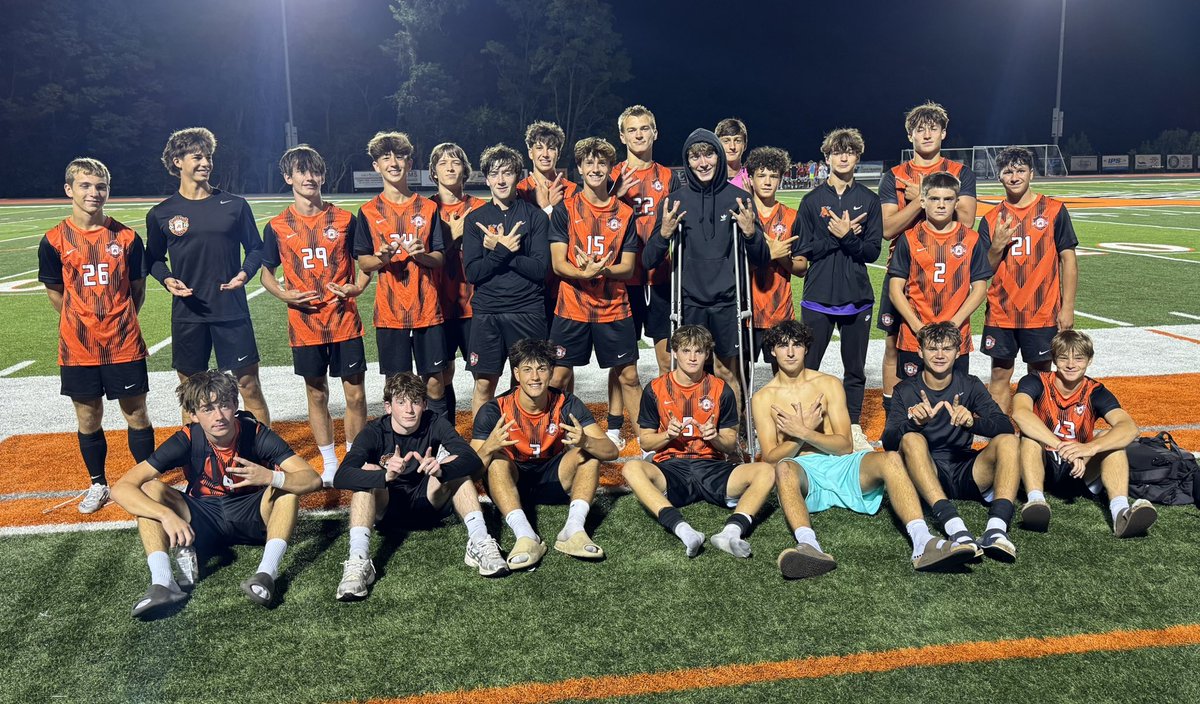 HUGE SHOUTOUTS of CONGRATULATIONS to our <a href="/AHS_M_Soccer/">AHS Boys Soccer</a> TEAM on an AMAZING performance on the PITCH which earned them a HARD FOUGHT 1-0 WIN over Kings!!!
<a href="/AndersonRaptors/">Anderson High School</a> are VERY PROUD of these OUTSTANDING young men!!! #AHShasGREATkids
#AHSisFAMILY