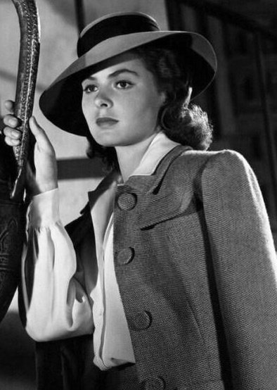 ingridarchived's tweet photo. Ingrid Bergman in costume as Ilsa Lund for 1942's 'Casablanca' https://t.co/eFBJcpOndN