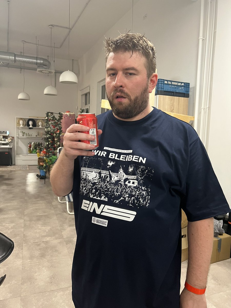 Sind easy in der 1. Liga geblieben, versteh die ganze Aufregung gar nicht.