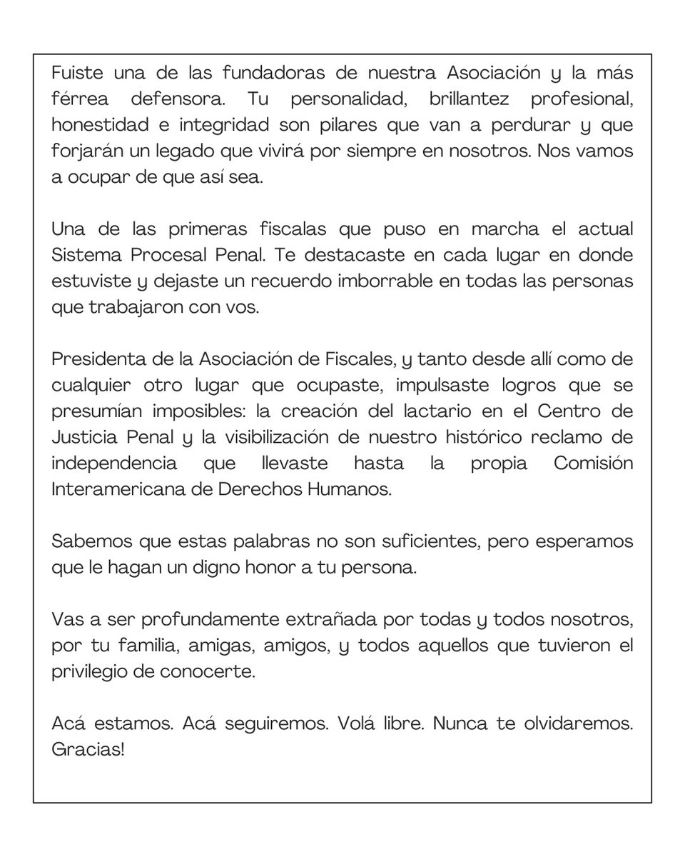 Con lágrimas en los ojos, hoy despedimos a nuestra colega, compañera y amiga, Gisela Paolicelli.

Somos polvo de estrellas, y a pesar de que la vida en la Tierra es solo un diminuto parpadeo en la inmensidad del tiempo, Gise nos dejó su legado.

Gracias!!

fiscalessantafe.ar/gisela-paolice…
