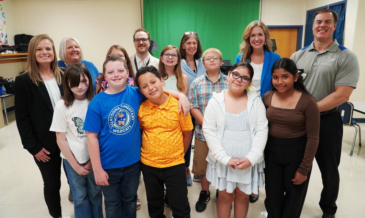 🎬 Lights, Camera, ROAR! 🎬 Our 5th grade Video Production Team debuted the 1st Wiley’s ROAR Report with Superintendent Terza, learning real-world skills in our new STEM-funded lab with mentorship from  <a href="/GAFilmAcademy/">Georgia Film Academy</a>
another step toward State STEAM Certification! <a href="/bartowschools/">Bartow Schools</a>