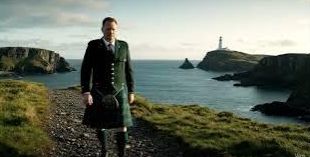 tourscotland's tweet photo. Tour #Scotland short 4K travel video Blog clip of a Scotsman wearing a kilt and sporran and walking on the coast of #Muckle #Flugga #Island on #ancestry, #genealogy, #history visit and trip to the #Shetland #Islands. Muckle simply means  big https://t.co/fiUvGfg1cY https://t.co/jOzNEqW1qO