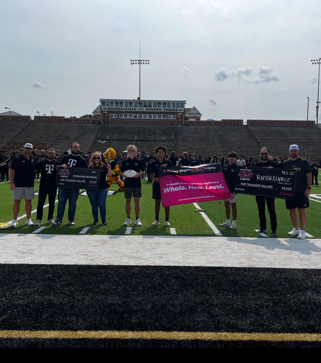 Proud to be a part of the community 
#FN5GL #sweepstakes <a href="/TMobile/">T-Mobile</a>