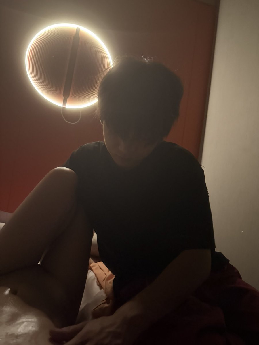 mianmababy's tweet photo. 今天找的巴厘岛spa技师
🙂‍↔️感觉没有自己在家diy舒服 https://t.co/SrnJZbMsXV