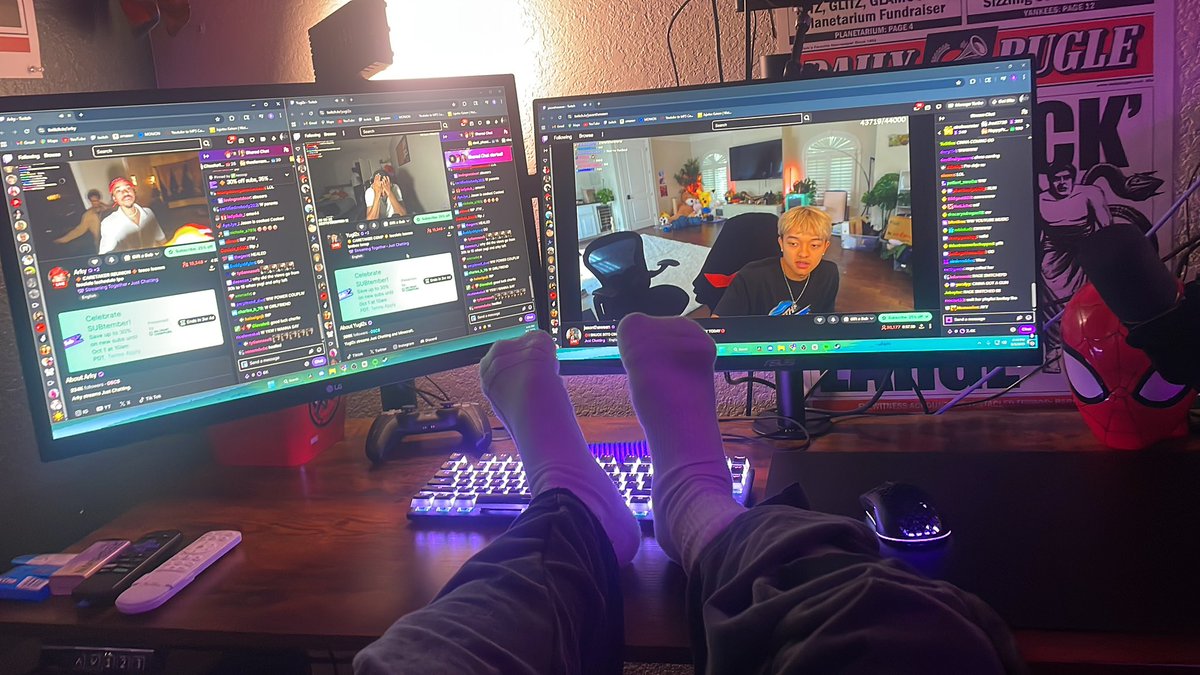 sxntirod's tweet photo. Love watching my fav streamers and being parasocial @ArkySZNN @Yugi2x @jasontheween https://t.co/S1bPJYjB7k