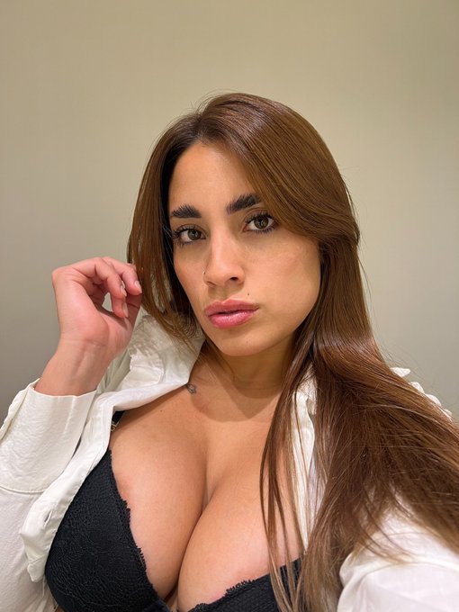 2 pic. Wanna talk, baby 🥵? 👉  https://t.co/INf1H4coH8 https://t.co/HMqTxoxeR7