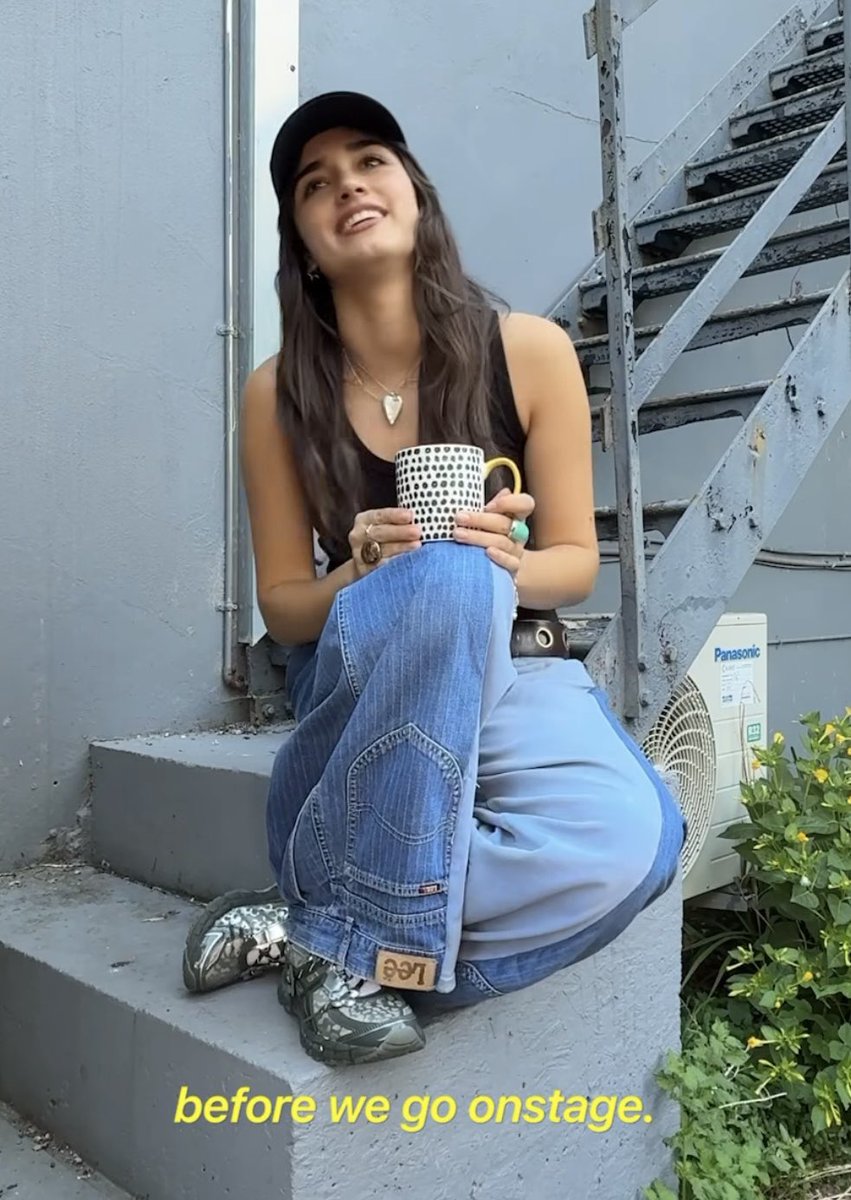 asha vlogs are therapy, please never stop making them ily