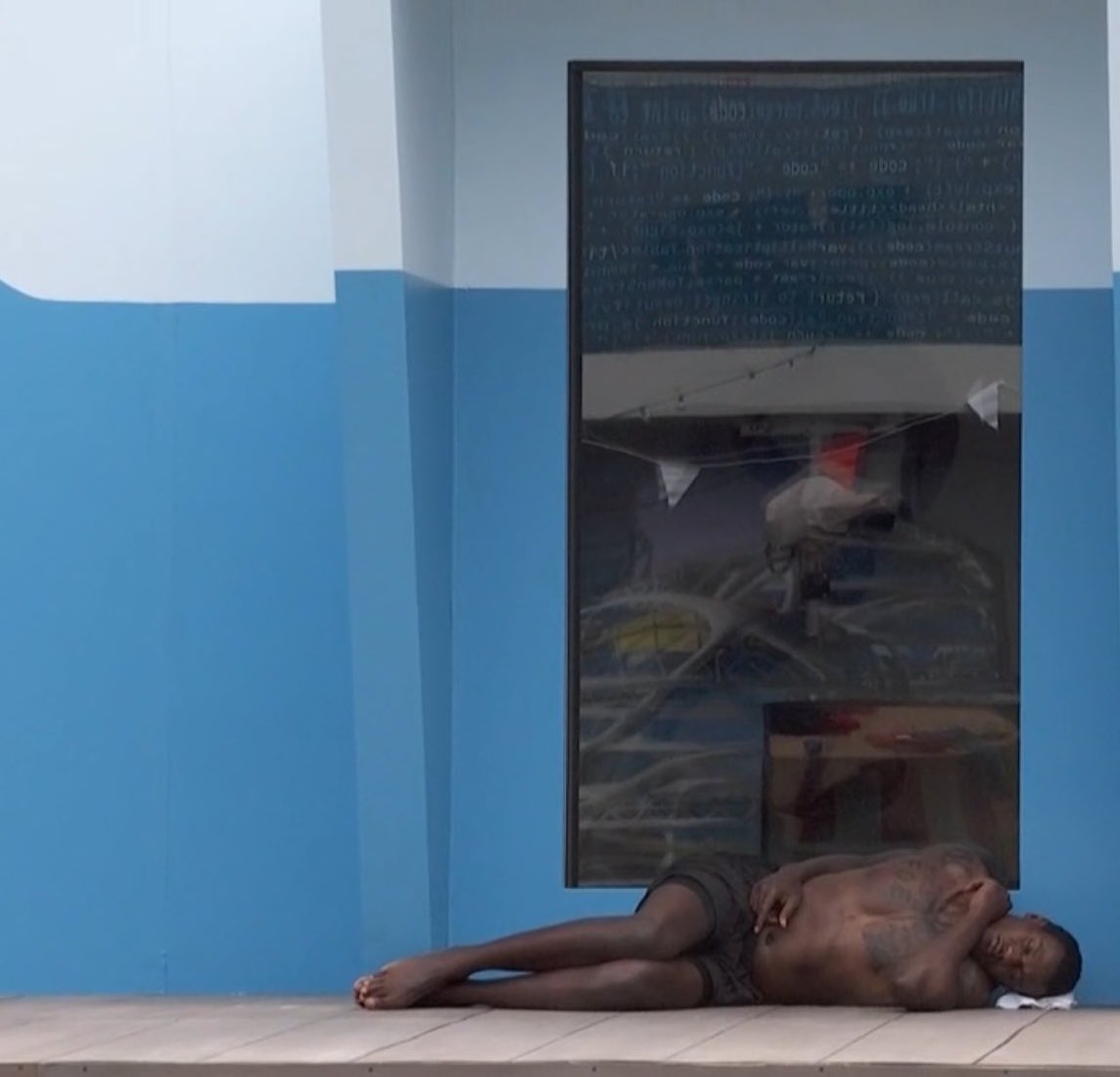 BB Barfbag tweet media