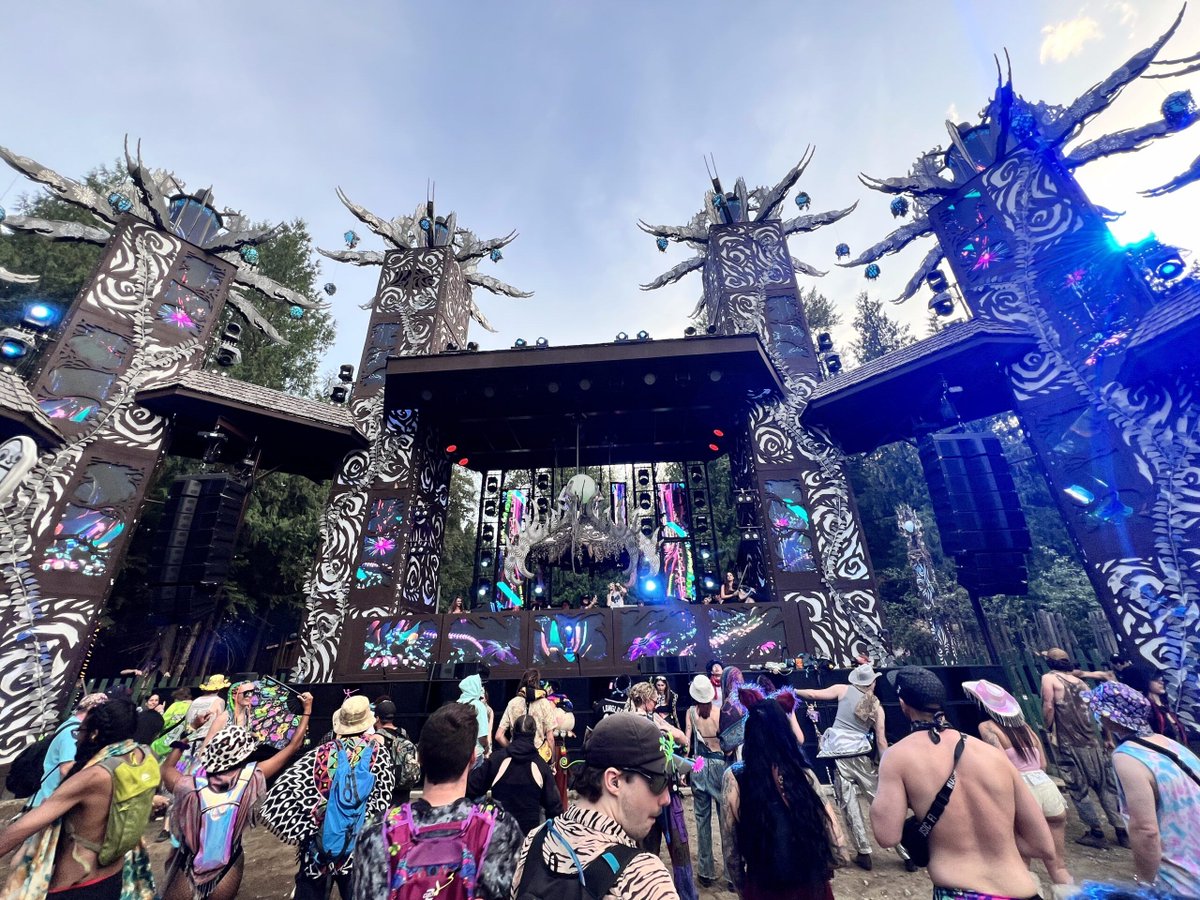 It's always special to go home to <a href="/shambhala_mf/">Shambhala Music Festival</a> 💚 buff.ly/2v9B3hO