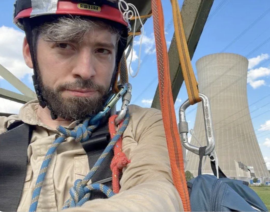 German pro-nuclear activist Andreas Fichtner protested Germany’s nuclear power plant destruction to help wake up a nation. Please help him get proper representation in court. Every bit helps:  gofund.me/a1978e3f4