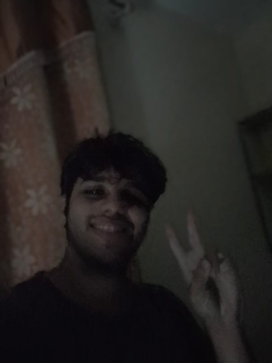 itsanant_'s tweet image. The price of finding one optimal algorithm: this setup has aged me by 5 years,and given me a lot of jhadte hue baal.

Me vs. that one impossible bug at 3 AM.
(Spoiler: I won.)
Yeh DSA ne jawani khatam kardi, but the feeling of solving it is undefeated. 💪
#SoftwareDeveloper