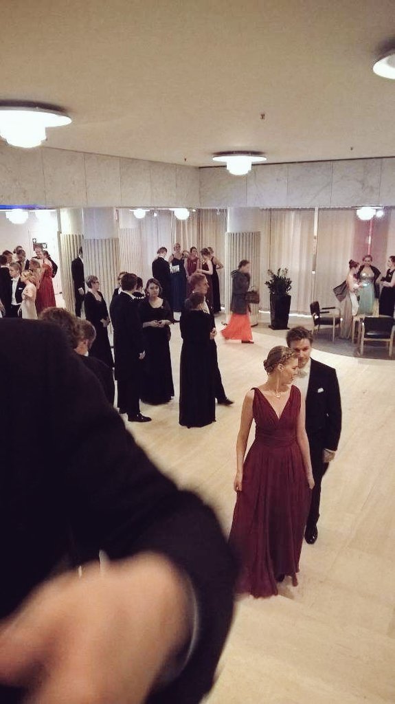 FangbingWang's tweet photo. Throw back pics of The Gala 🎉 #nobility #gala #ball https://t.co/ZGb6v8r4My
