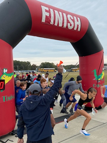 Run the Runway is back! Join us on November 22 for our Run the Runway 5k Run and Fun walk.  Registration is open now: runsignup.com/Race/LA/BatonR…