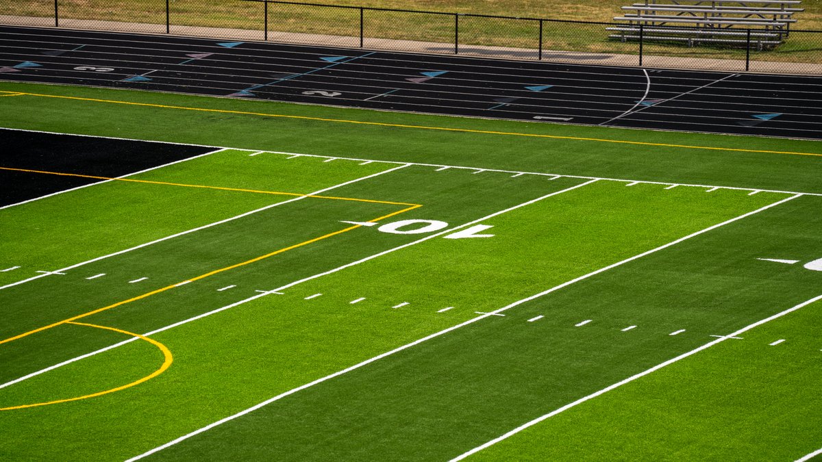 ArtificialTurf_'s tweet image. Football season is here🏈 ATS turf is designed for durability, safety, &amp;amp; all-weather—perfect for football + more. With a mud-free &amp;amp; consistent surface it’s the winning choice for every game.

Play stronger, safer, &amp;amp; longer with ATS turf. Get a quote today! artificialturfsupply.com/quote.html