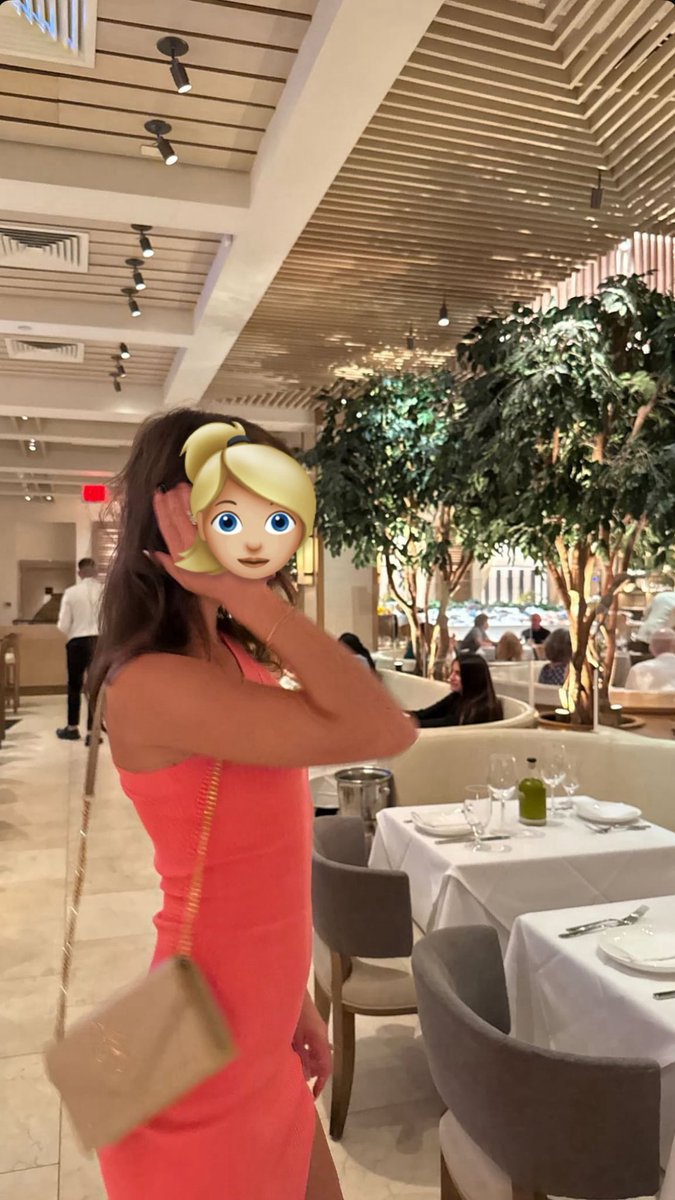 Being a guy and taking a girl out to dinner is one of the best things. They get super dressed up / look gorgeous and their hair is always perfect. You get to eat good food and have a few cocktails and get to know someone. Nothing boring … especially if you live in a tier 1 city.