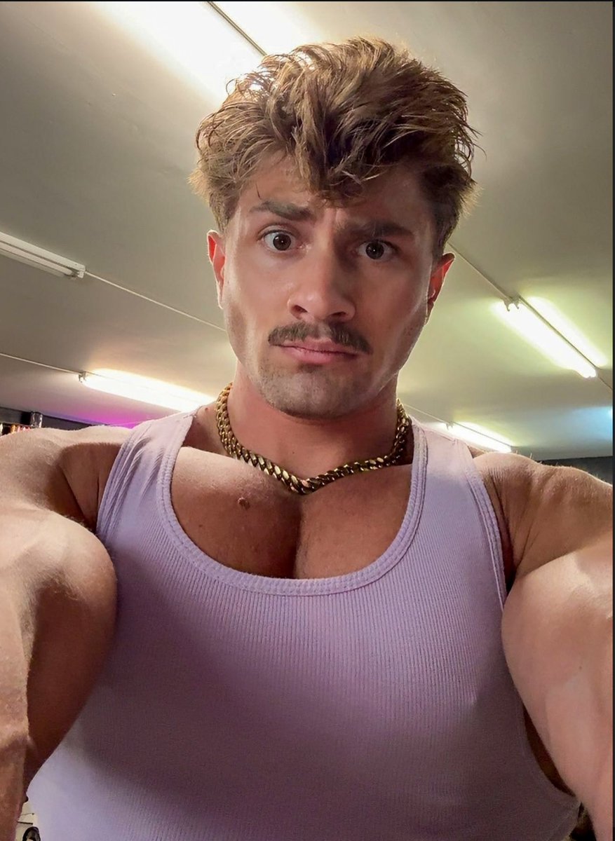 greedcoded's tweet image. Every inch I add to this chest takes more out of you.