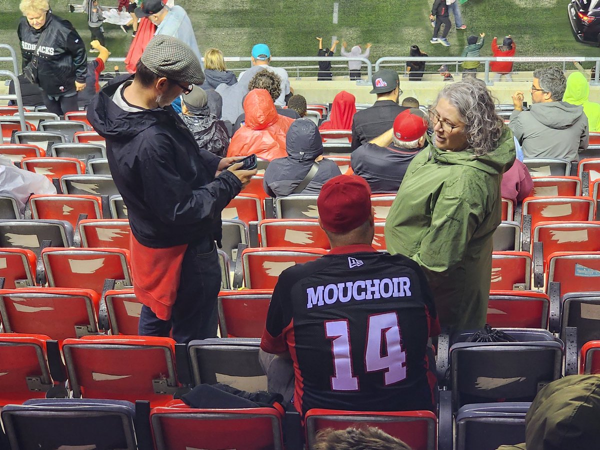 Always nice when family comes to the game...
#MouchoirNation