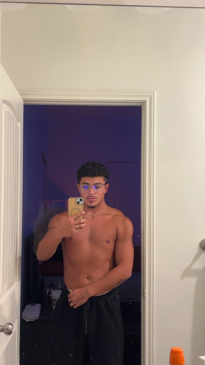 𝔤𝖆𝖇𝖊 tweet media