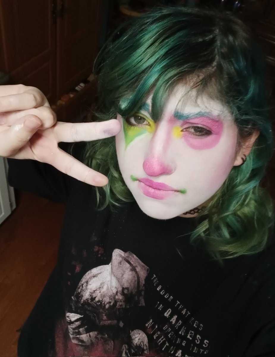 !! Riot !! 🧟♂️ tweet media