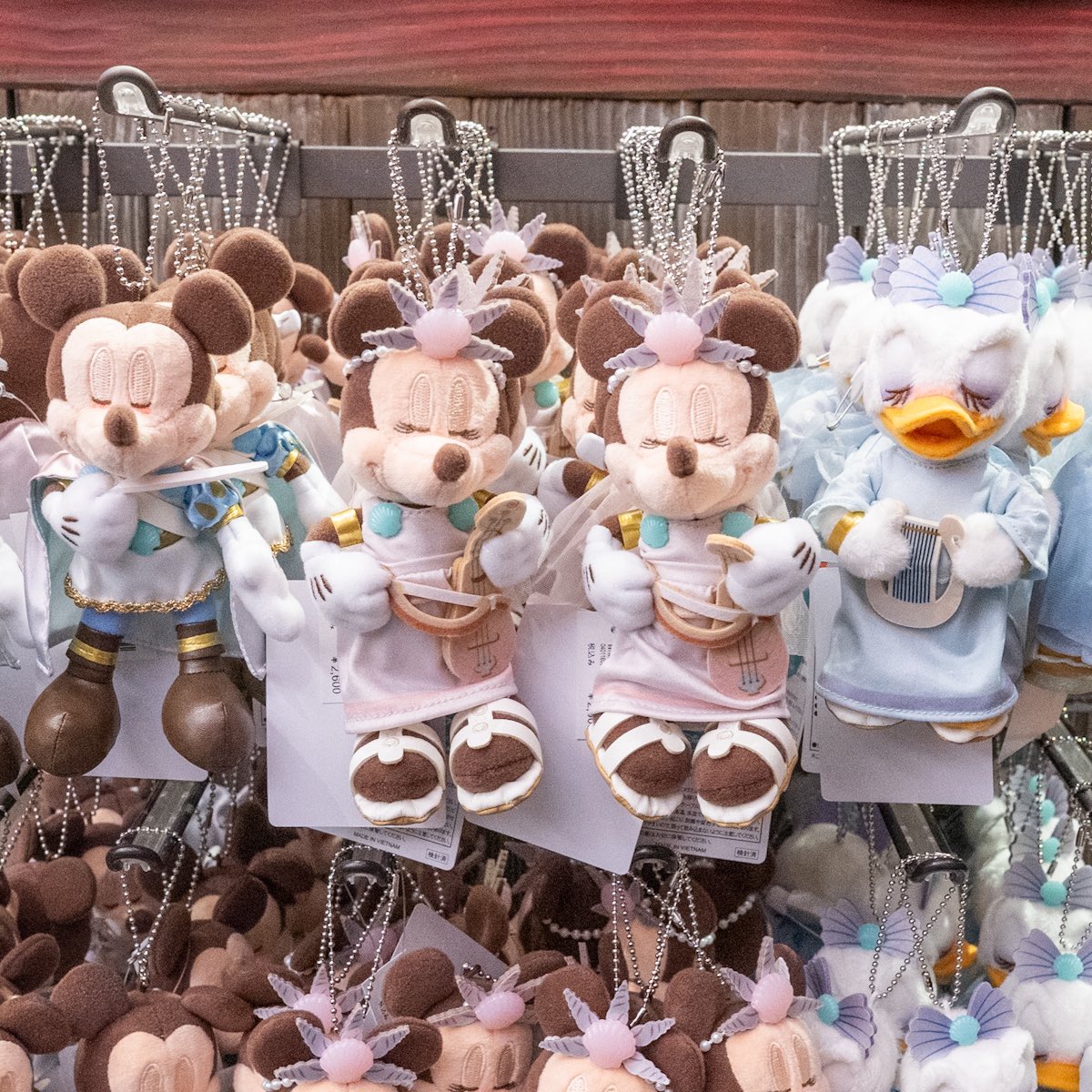 ディズニー ミッキーマウス ぬいぐるみバッジ 24体セット 飽きの来ないデザインが魅力！東京ディズニーランド｢ミッキー