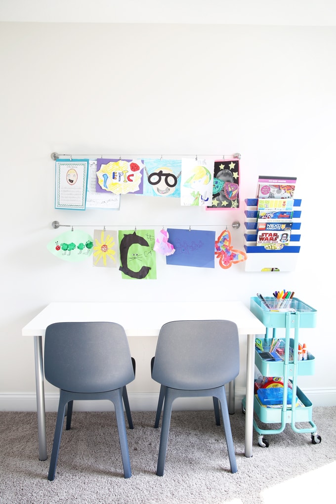 jasonabalos's tweet image. Get tips on decluttering kids&apos; toys and creating an organized playroom that’s both functional and fun! Take a tour of smart storage solutions that make cleanup easy. 😉

#Home #SpaceForKids
 LocalInfoForYou.com/341884/declutt…