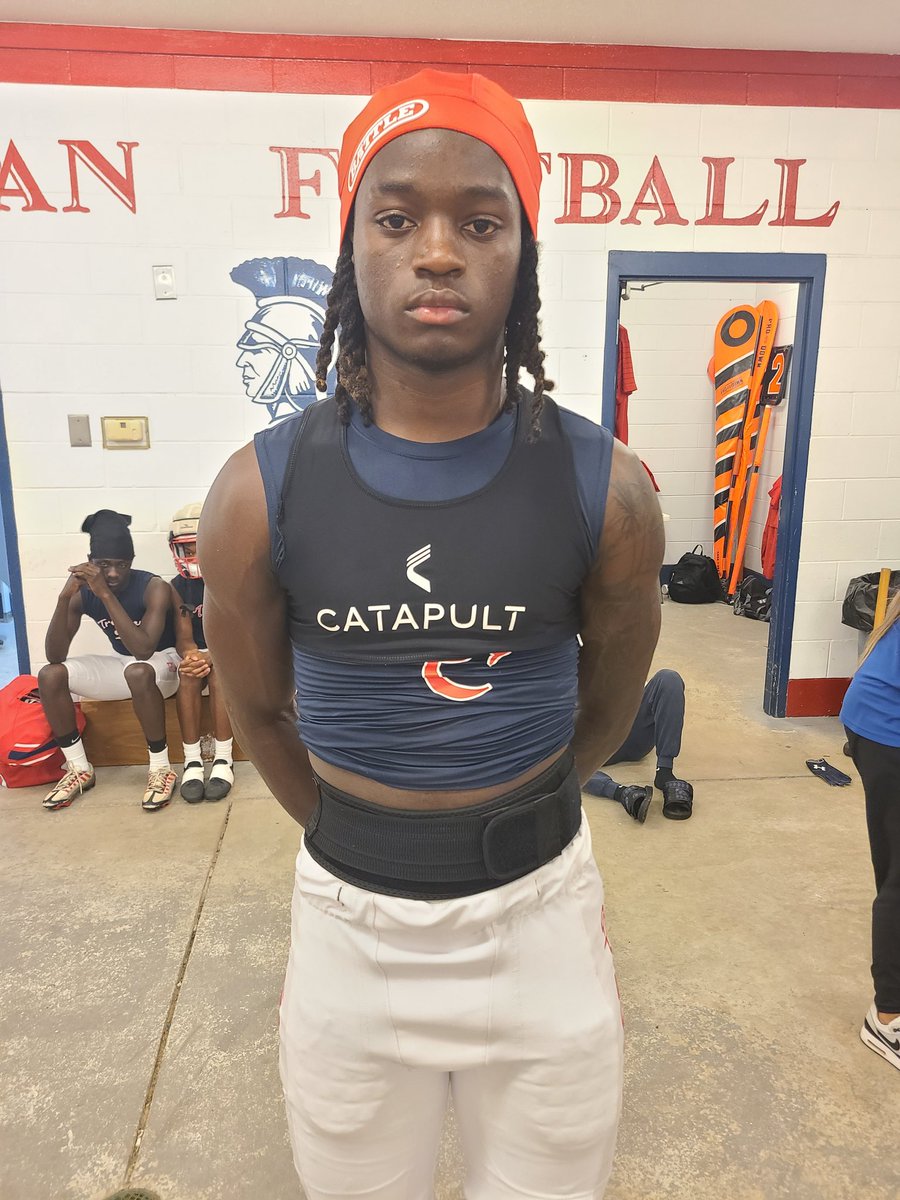Catapult at @worth_football vs @bctrojanfb  14 players in <a href="/catapult_one/">Catapult One</a> gps vests including <a href="/big_showsims/">Chance Sims</a> <a href="/MMalik8555/">Malik “ AGENT 0 ” Muhammad</a> <a href="/skatpakk1/">Traeviss “ stick “ stevenson</a> 
#TheCatapultAdvantage <a href="/JD_XOS/">JD Crum - Catapult</a> <a href="/Jamie_XOS/">Jamie DeMoney - Catapult</a> <a href="/Dwight_XOS/">Dwight Thomas - Catapult Sports</a> <a href="/catapultstop/">NIEL STOPCZYNSKI | CATAPULT</a> <a href="/SoGaFootball/">The Chick-fil-A Football Friday Night Radio Show</a> <a href="/KyleMorgan_XOS/">Kyle Morgan CATAPULT Southwest Regional Scout</a> <a href="/NickFarman55/">Nick Farman M.S.</a> <a href="/scoreatlanta/">SCORE Atlanta</a>