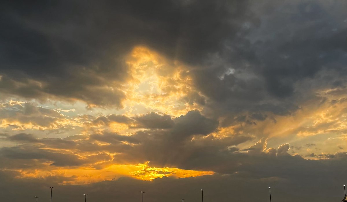 r (@moonittself) on Twitter photo 