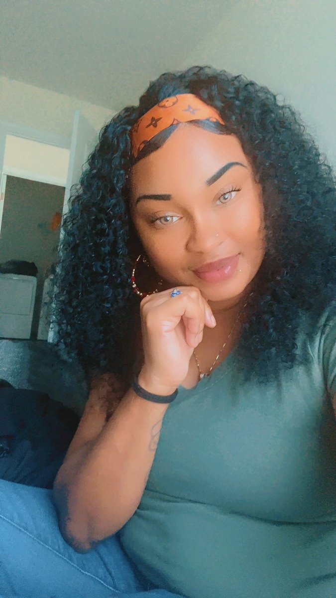 Happy Friday 💞
