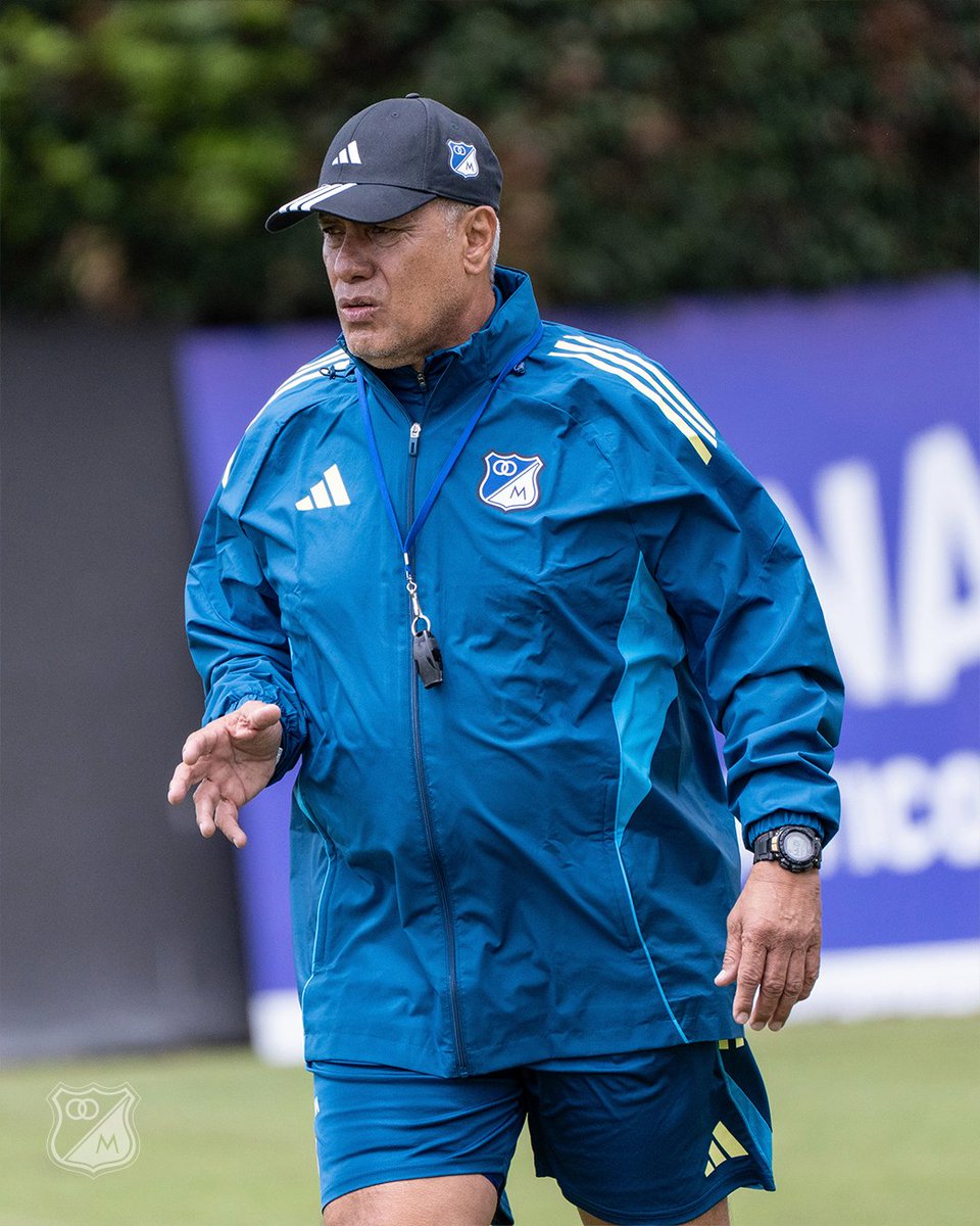 El Profe Hernán 🧢⚽️👉
