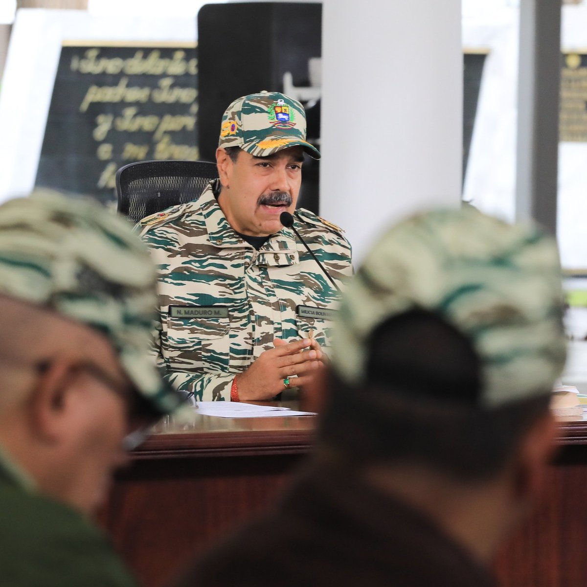 Alerta Mundial (@alertamundonews) on Twitter photo 🇻🇪🇺🇸 | LO ÚLTIMO: Maduro reitera que si Venezuela “fuera agredida de alguna forma” pasaría a una etapa de "lucha armada". 🇻🇪🇺🇸 | LO ÚLTIMO: Maduro reitera que si Venezuela “fuera agredida de alguna forma” pasaría a una etapa de "lucha armada".