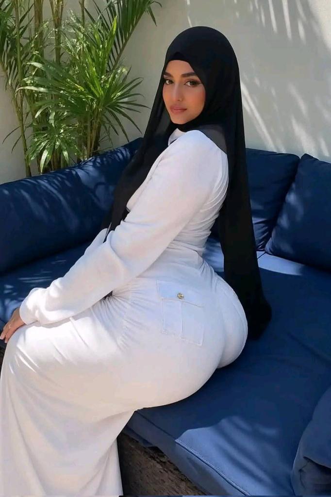 #جمعة_مباركة 
تميز المراة #السلمة على باقي النساء 
بالجمال و الجسد و الاداء