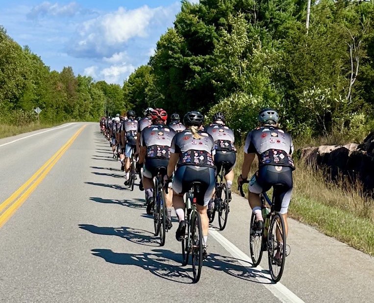 Deryn Rizzi tweet media