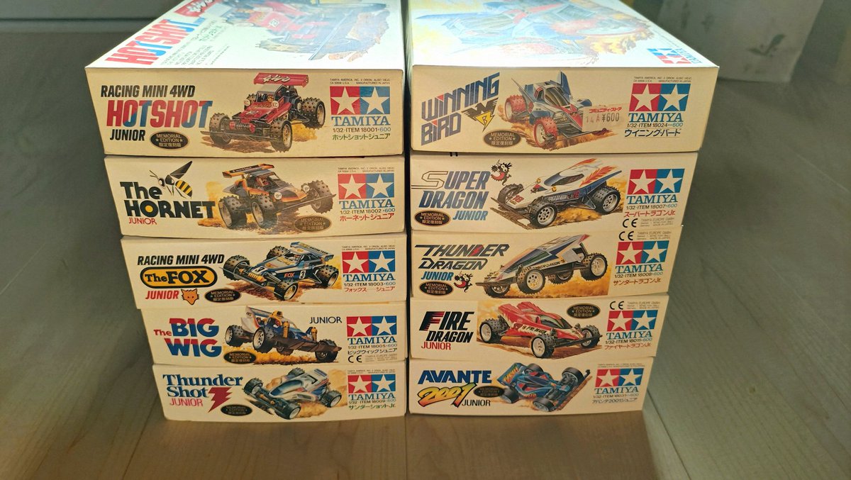 ❤️２台だけの出品ページ★特大 1/18（手前 タクシー・マッハ１）❌除外品４台 平元成 on X