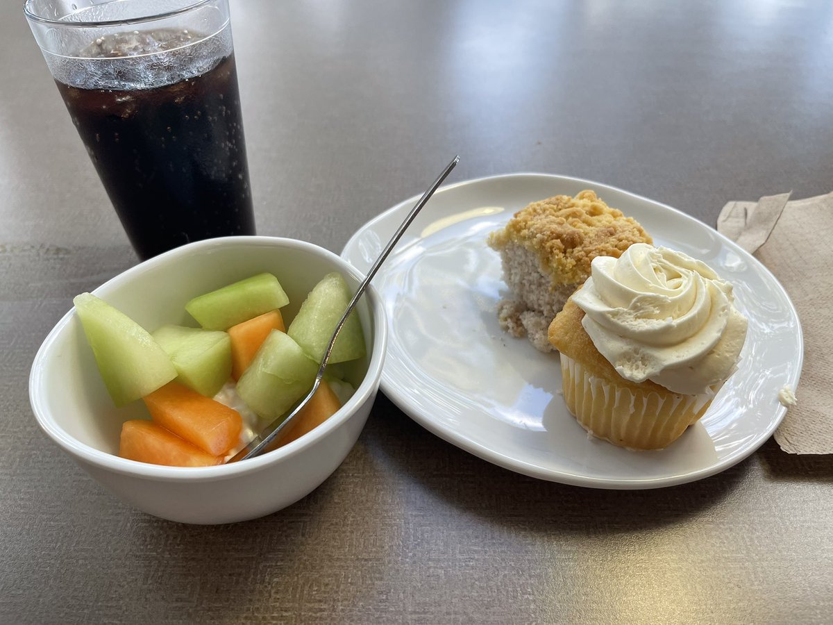 ch3miCalllllss's tweet photo. Last meal https://t.co/JNI08L5od2