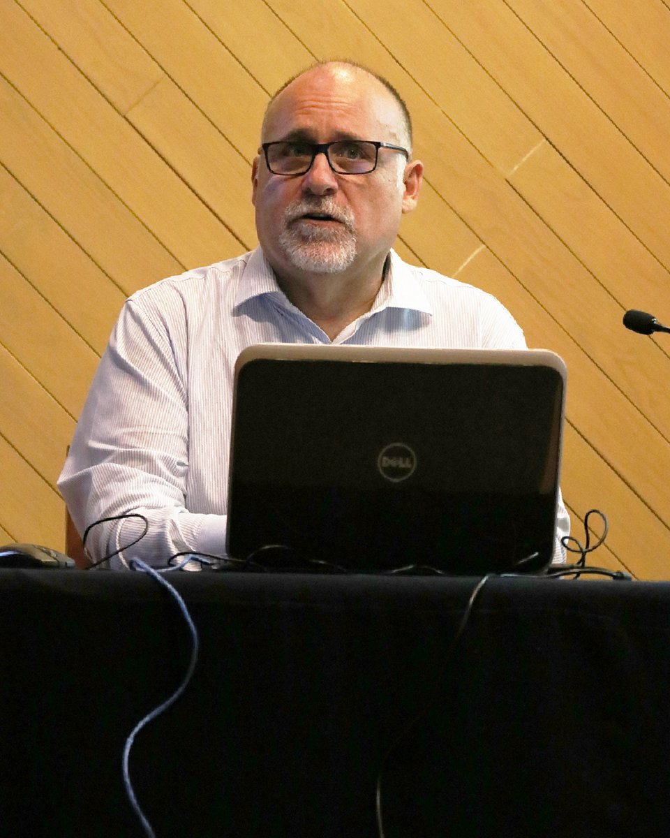 IIBUNAM's tweet photo. 📢📢📢 #EstaSemanaEnLaBNMyHNM se llevó a cabo la "Conferencia magistral: La catalogación y estudio de las fuentes poéticas incunables". https://t.co/BOW8Y9WkaO