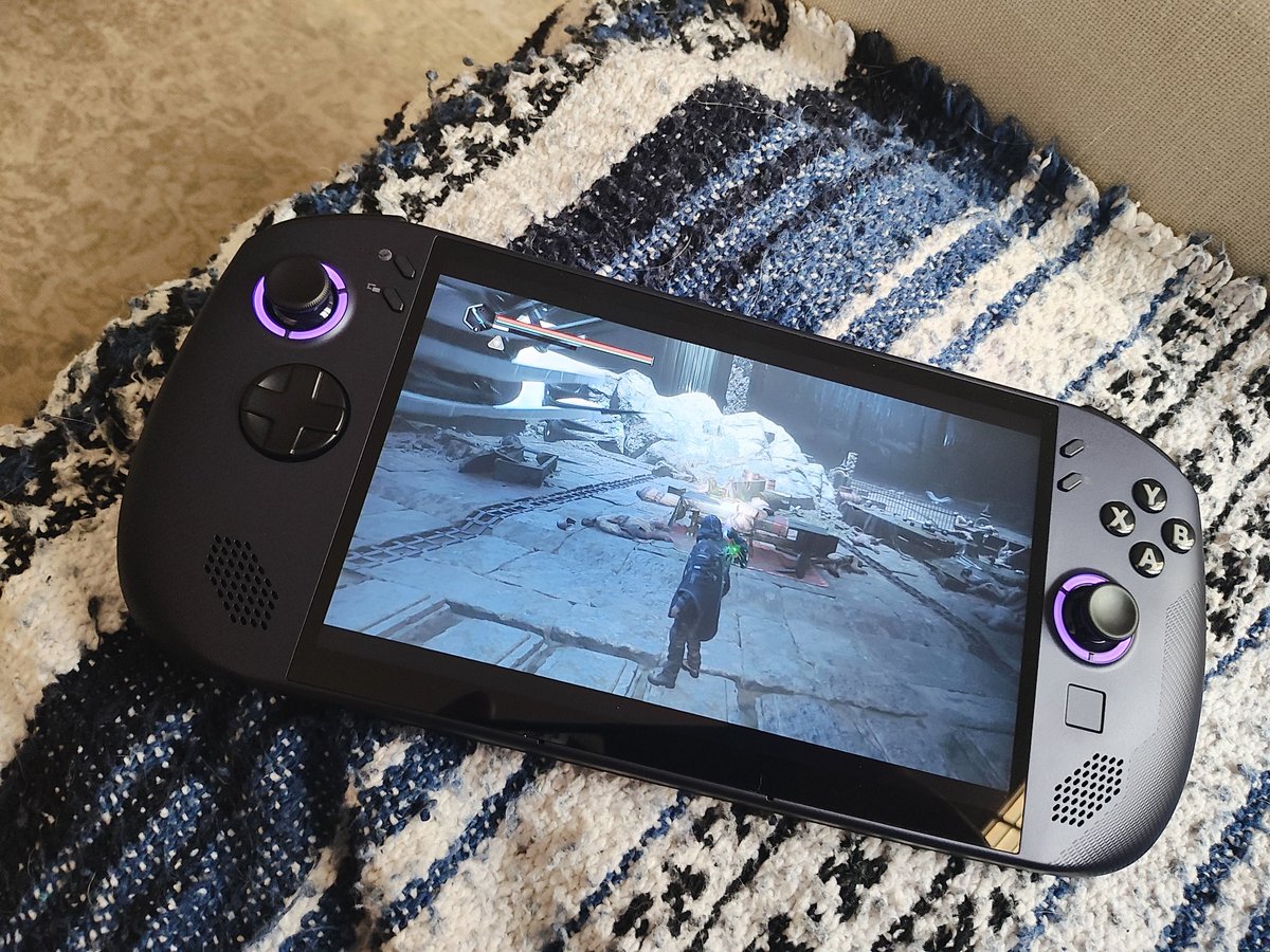 Its amazing how good #chiaki runs on PC handhelds vs Sony's actual dedicated streaming device. 

Not a knock on the Portal either, had one since launch. 

Chiaki maintains a better connection, at least in my testing.