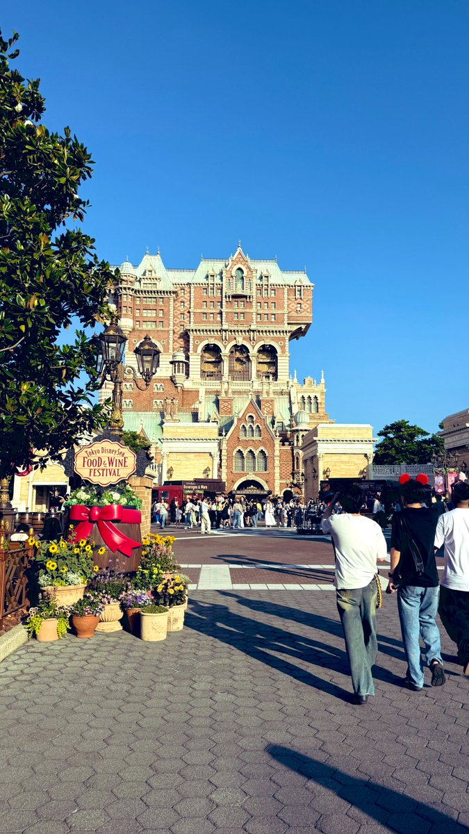 - الحمدالله الذي أبعد عنّي سوء اختياراتي ليرزقني بحسن اختياراته .. 🩵🤍 

GOOD NIGHT 😴