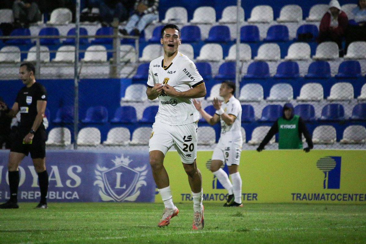Guaraní remontó un 0-2 en contra para ganar un partido después de 2 años, 9 meses y 26 días [frente a Tembetary en Copa Paraguay] 

En el torneo local, logró revertir una desventaja de 2 goles por primera vez en 3.293 días [9 años] desde el Clausura 2016 ante Sol de América

Este